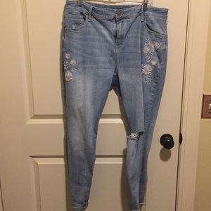 Old Navy rockstar super skinny jeans
